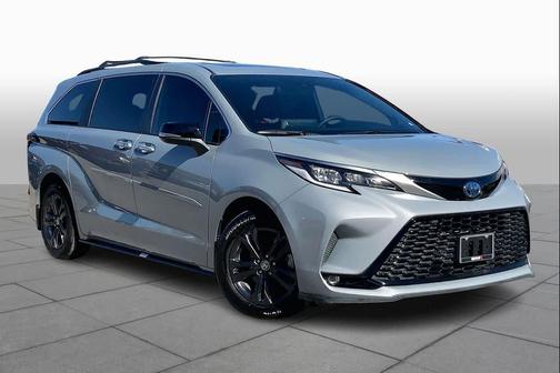 2024 Toyota Sienna XSE 7 Passenger