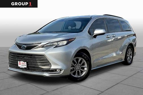 2021 Toyota Sienna XLE