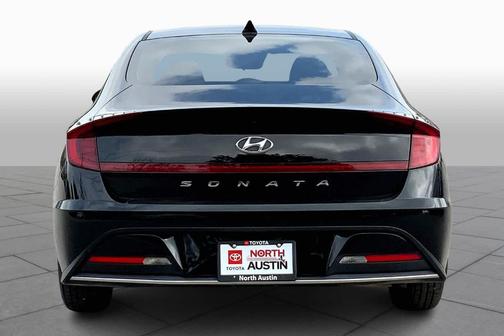 2022 Hyundai SONATA SE