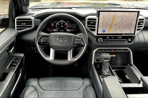 2022 Toyota Tundra Hybrid Platinum
