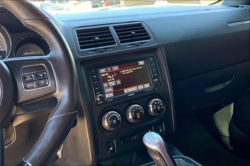 2014 Dodge Challenger Shaker Pkg