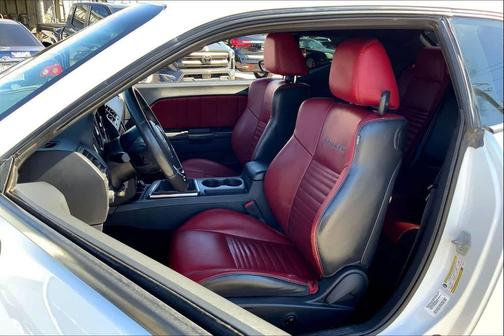 2014 Dodge Challenger Shaker Pkg