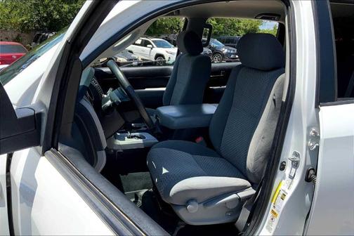 2013 Toyota Tundra CREWMAX FFV V8 6-SPD