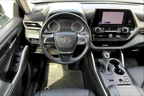 2023 Toyota Highlander Hybrid XLE