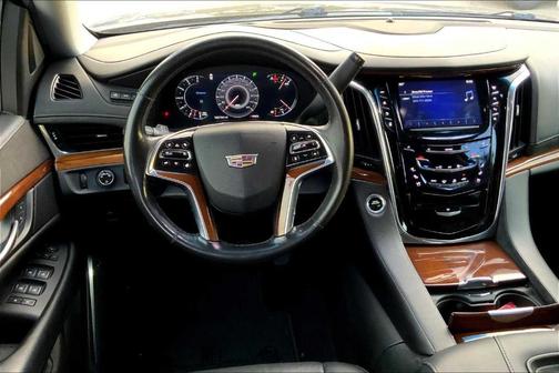 2017 Cadillac Escalade ESV Premium Luxury