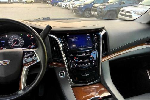 2017 Cadillac Escalade ESV Premium Luxury