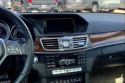 2015 Mercedes-Benz E-Class E 250 BlueTEC Sport