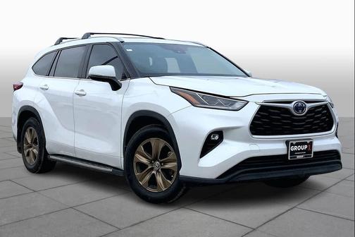 2023 Toyota Highlander Hybrid XLE