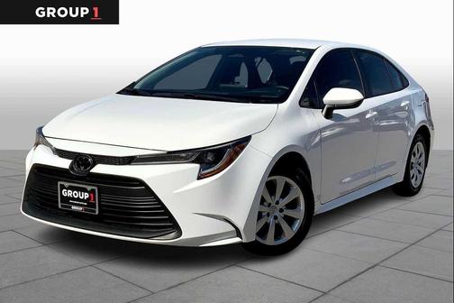 2024 Toyota Corolla LE
