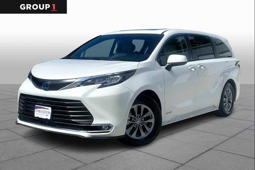 2021 Toyota Sienna XLE 7 Passenger