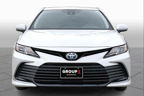 2024 Toyota Camry Hybrid LE