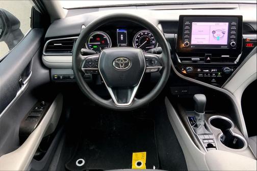 2024 Toyota Camry Hybrid LE