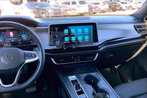 2024 Volkswagen Atlas Cross Sport 2.0T SE