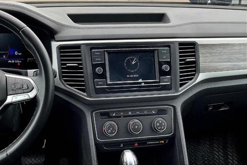2023 Volkswagen Atlas Cross Sport 2.0T SE