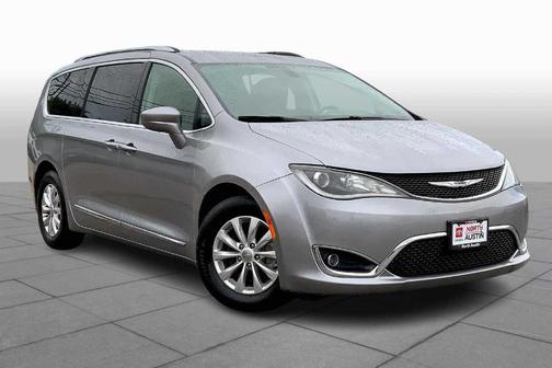 2019 Chrysler Pacifica Touring-L