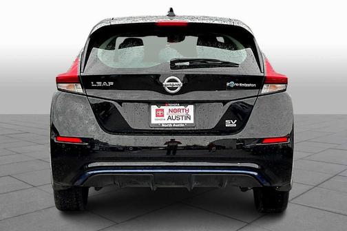 2022 Nissan Leaf SV PLUS