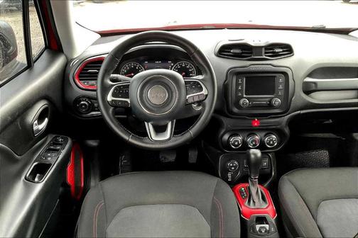 2017 Jeep Renegade Trailhawk