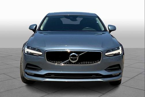 2018 Volvo S90 T5 Momentum