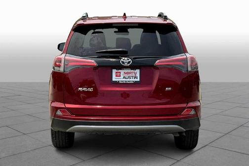 2018 Toyota RAV4 SE