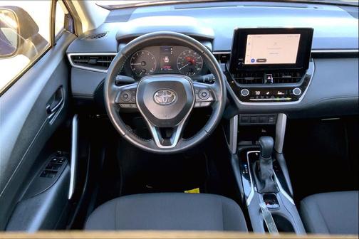 2025 Toyota Corolla Cross LE