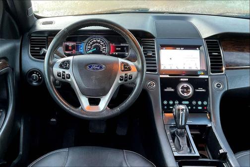 2019 Ford Taurus Limited