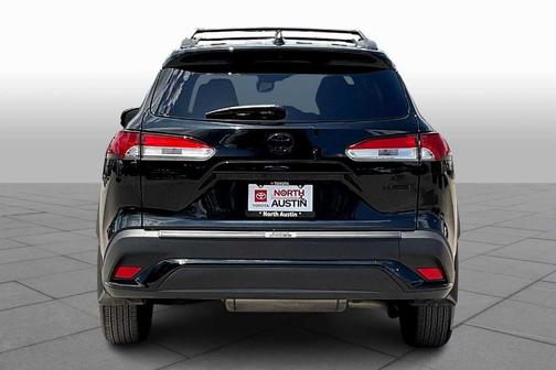 2024 Toyota Corolla Cross Hybrid SE