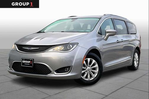 2018 Chrysler Pacifica Touring-L