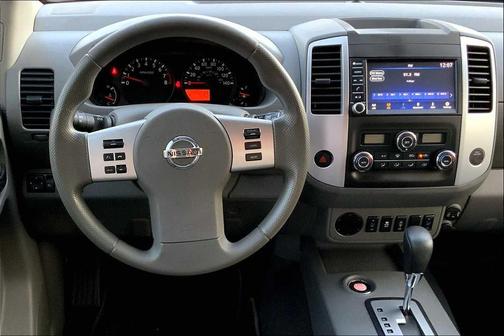 2020 Nissan Frontier SV