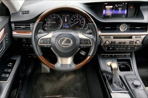 2017 Lexus ES 350 Base
