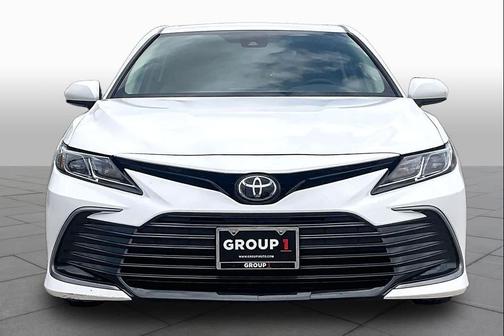 Ice Cap 2024 Toyota Camry LE