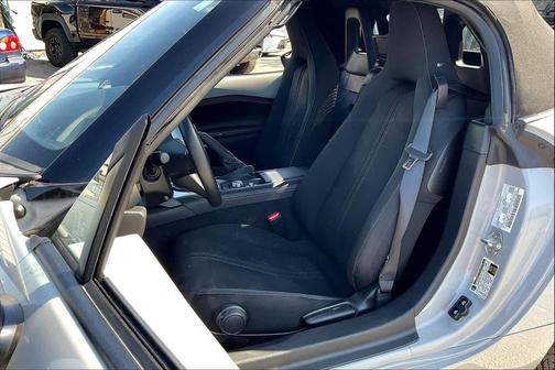 2024 Mazda MX-5 Miata Club