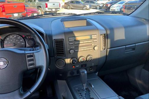 2004 Nissan Titan SE King Cab