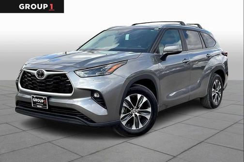 2025 Toyota Highlander XLE