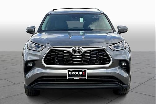 2025 Toyota Highlander XLE