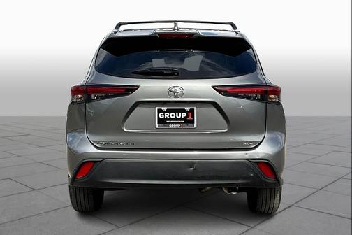 2025 Toyota Highlander XLE