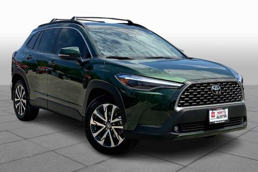 2024 Toyota Corolla Cross XLE