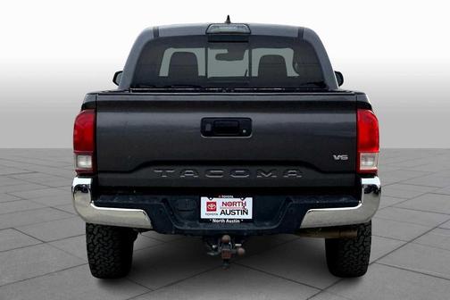 2018 Toyota Tacoma SR5