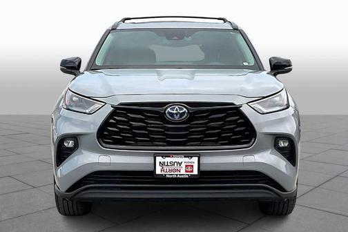 2024 Toyota Highlander Hybrid XLE