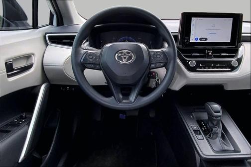 Wind Chill Pearl 2026 Toyota Corolla Cross L
