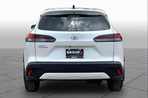 Wind Chill Pearl 2026 Toyota Corolla Cross L