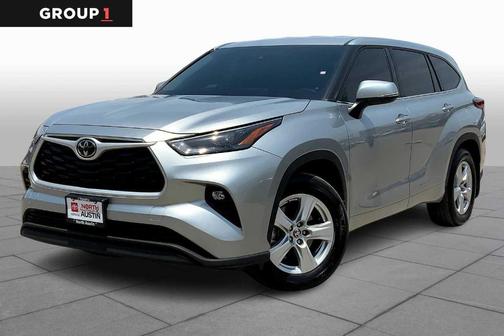 2022 Toyota Highlander LE