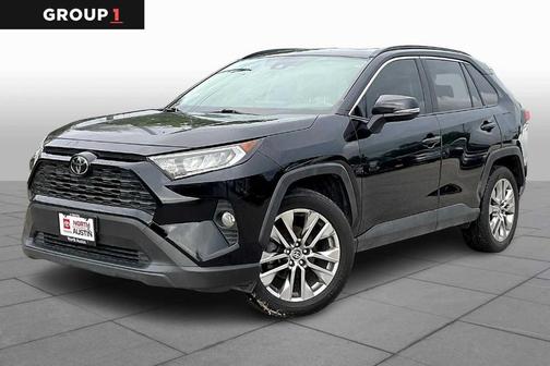 2020 Toyota RAV4 XLE Premium