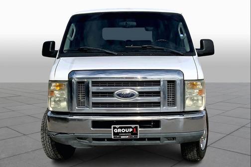 2010 Ford E350 Super Duty XLT