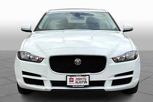 2018 Jaguar XE 25t Premium