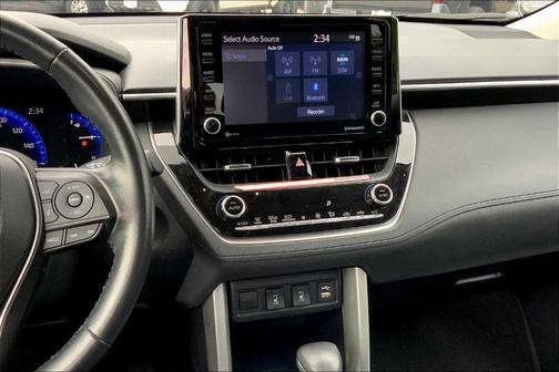2022 Toyota Corolla Cross XLE
