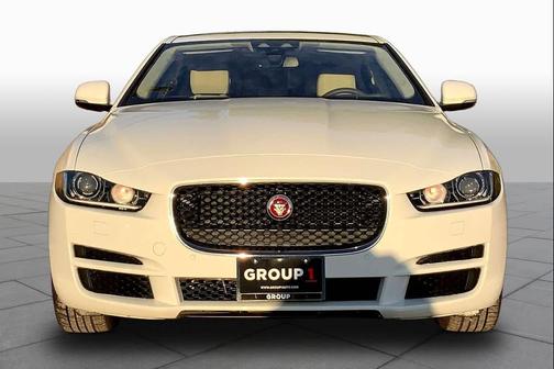 Polaris White 2017 Jaguar XE 35t Premium