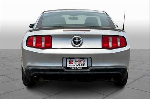2012 Ford Mustang V6