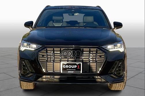 Mythos Black Metallic 2022 Audi Q3 45 S line Premium Plus