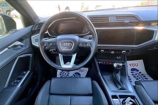 Mythos Black Metallic 2022 Audi Q3 45 S line Premium Plus