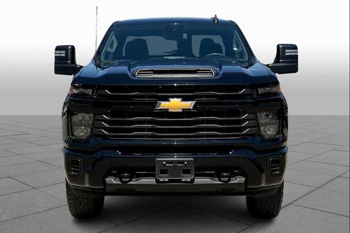 2024 Chevrolet Silverado 2500 Custom